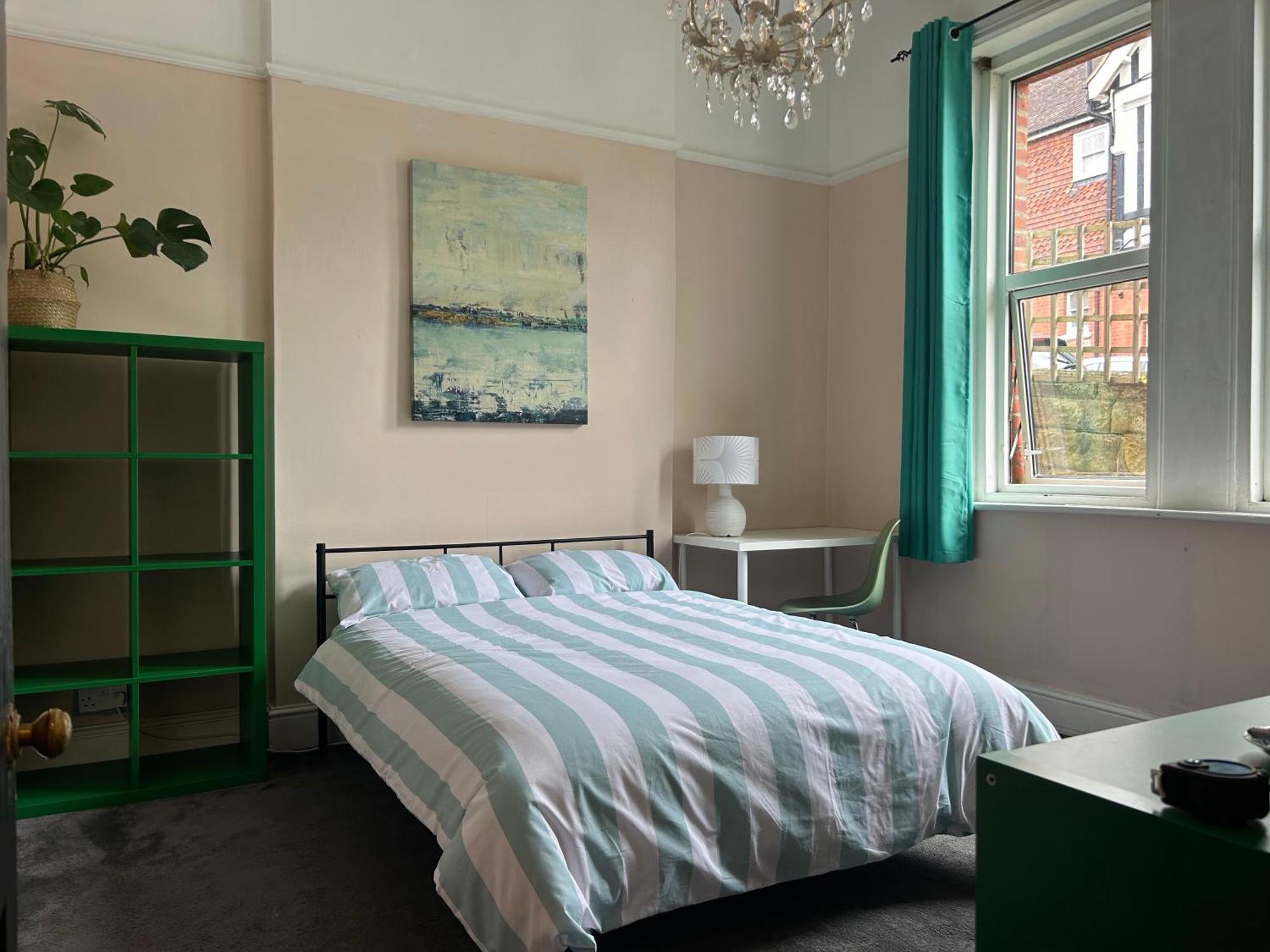 Bohemian Rhapsody Apartment St Leonards-on-Sea Exterior photo